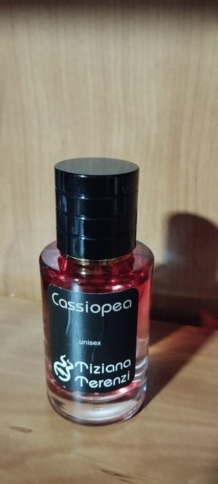 Парфумірована вода   унисекс