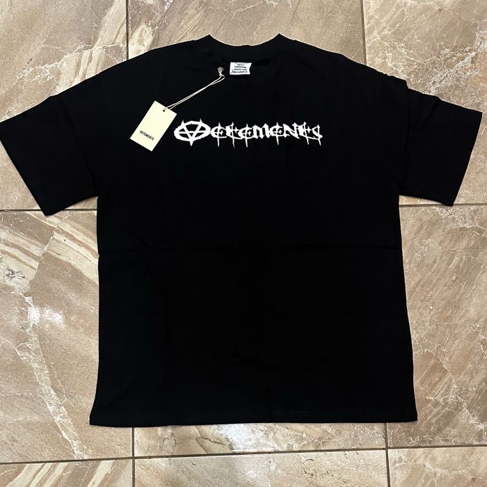 футболка vetements