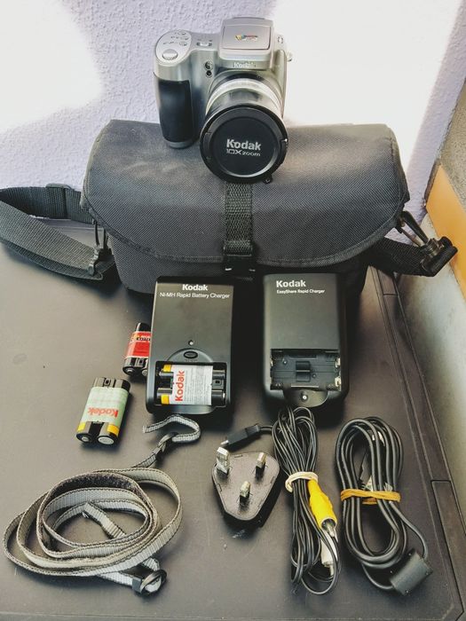 Kodak Easy Share Z740 Digital Camera64297766301697120