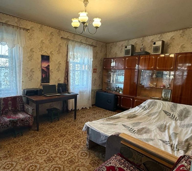 Сертифікати. Є Відновлення. Продам будин в центрі с.Піщане