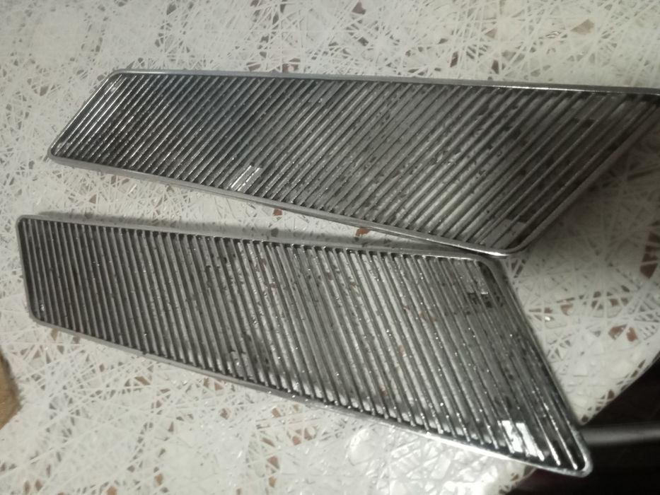 fiat 125p  FSO  wloty oslony słupka C metal oryg