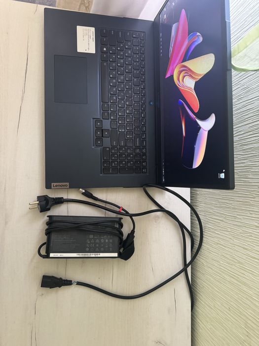 Продам  игровой ноутбук lenovo legion