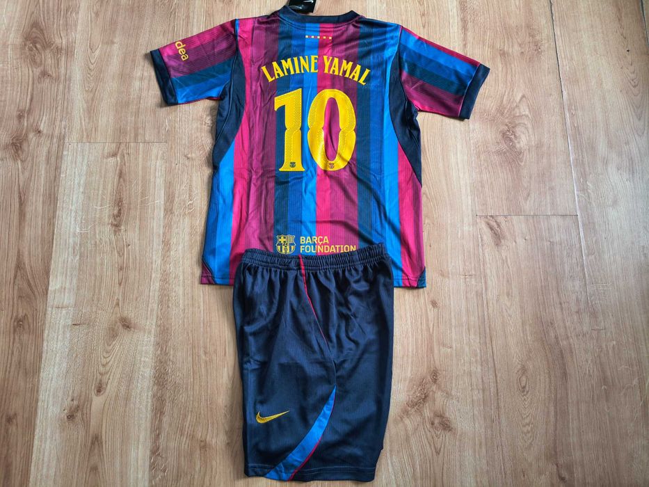 Komplet meczowy Nike FC Barcelona sezon 26/27 Lamine Yamal 10 r. na 125-135 cm