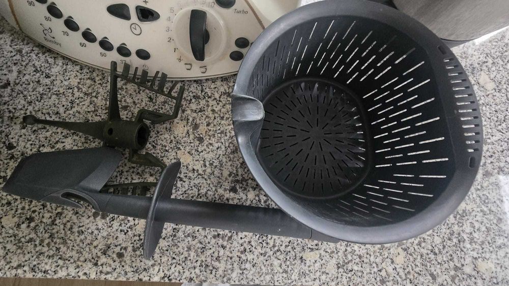 Bimby TM31 + Acessórios + copo extra