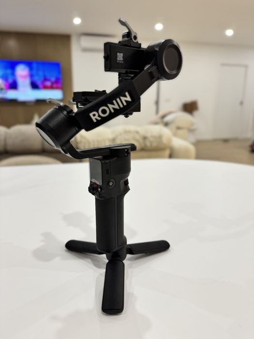 DJI RS 3 Mini – Como Novo (usado 2x apenas)