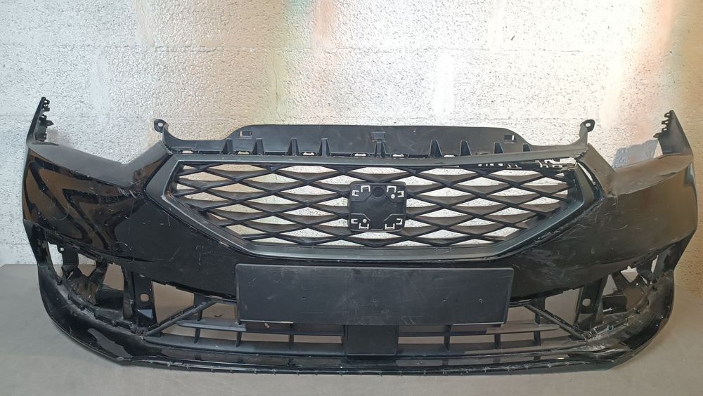 Vendo parachoque de frente Opel moka B ano 2021/24