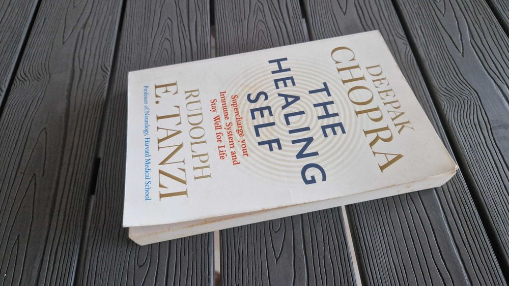 Livro THE HEALING SELF, by Deepak Chopra