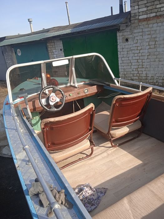 Катер "Южанка"-2