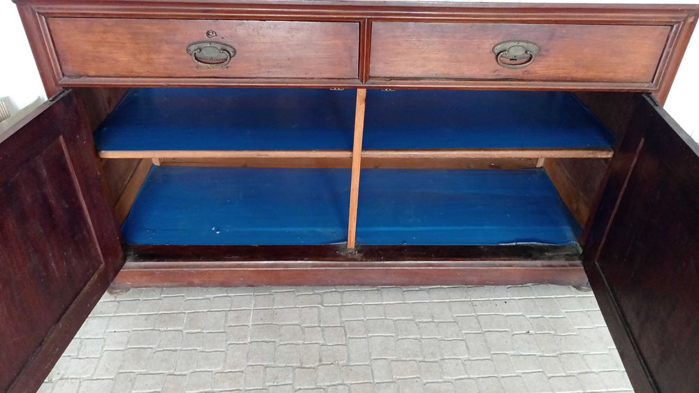 Móvel Aparador e Louceiro Antigo