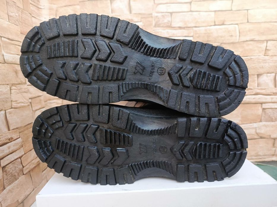 Черевики Alaska  Германія (45р 29 см)