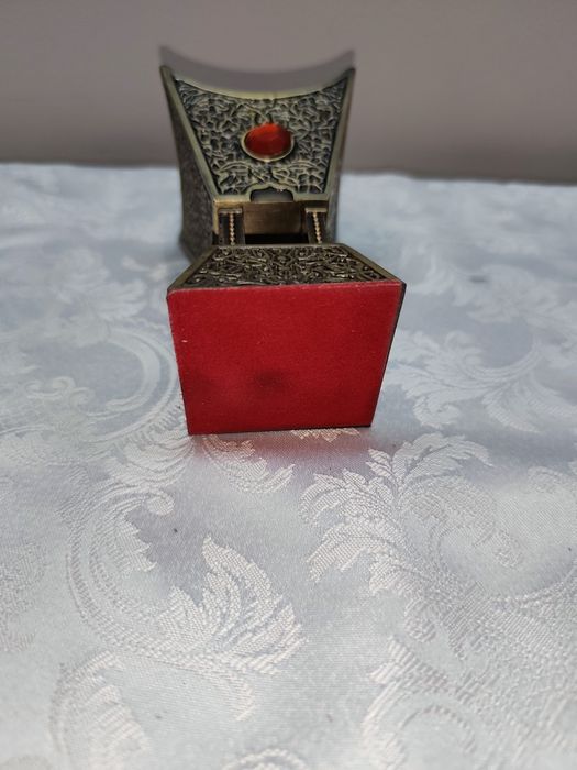 Butelka na Perfumy Attar Orientalna Zdobiona