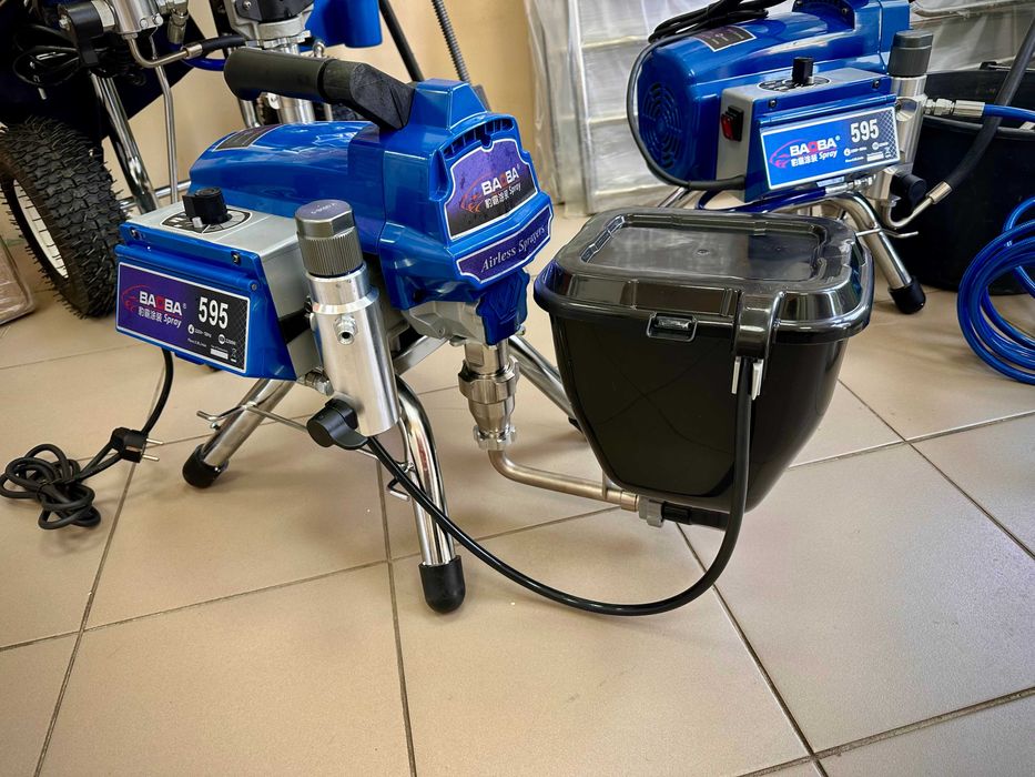 Бак, бункер, контейнер для фарби шпаклівки для фарбувальних апаратів