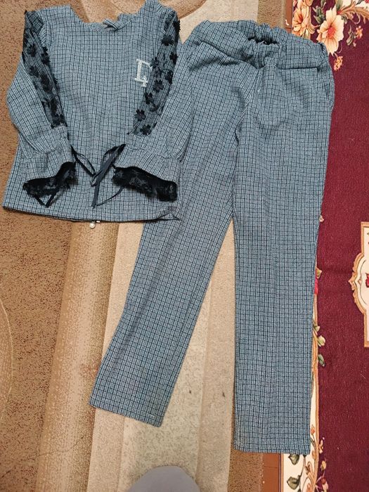 Костюм для дівчинки