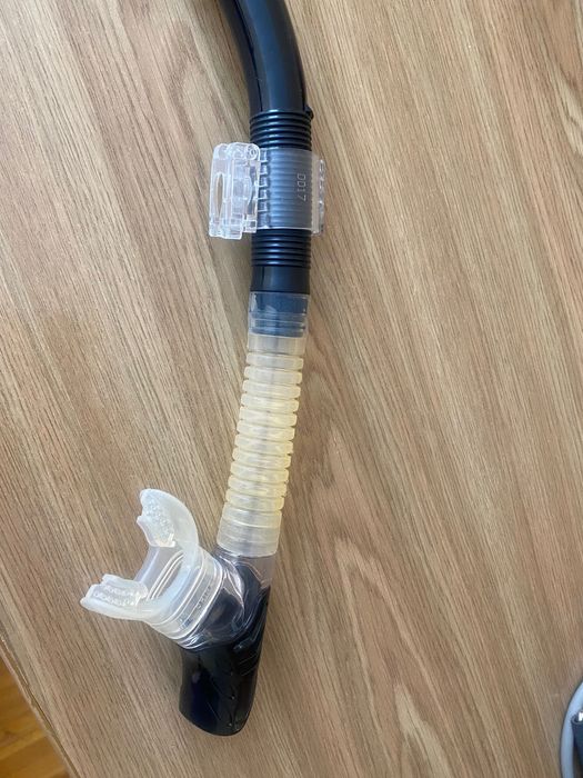 Трубка для ныряния и дайвинга