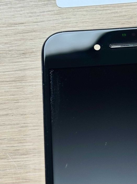 Oryginalny wyświetlacz do iPhone 8 / iPhone SE 2020 – Czarny – sprawny