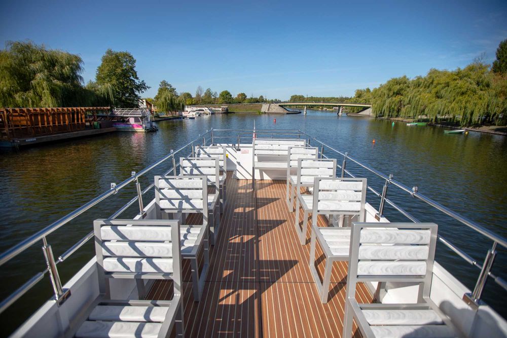 Katamaran silnikowy - Kormoran