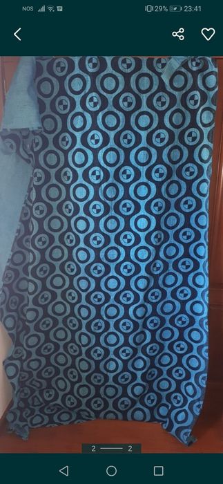 Cortinados azuis opacos