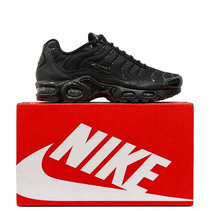 Кроссовки женские Nike Air Max Plus Triple Black 604133-050 Найк Аир Макс ТН Size 36 Знижка