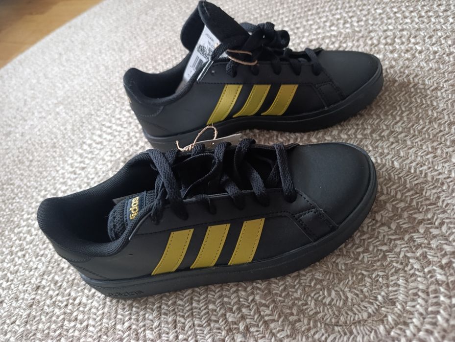 Adidas Grand Court 2.0