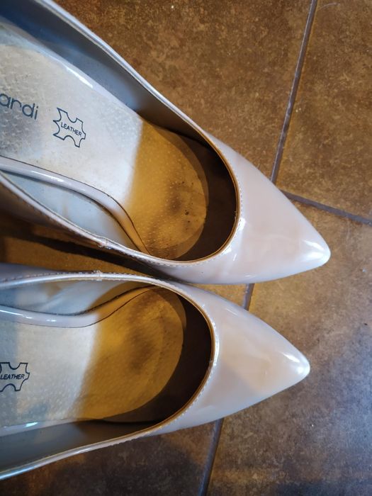 Beżowe / Nude szpilki