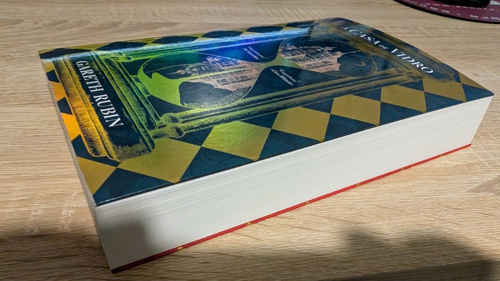 Livro "A casa de vidro" de Gareth Rubin