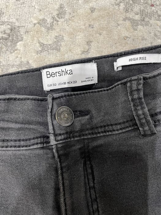 Джинси Bershka 32 розмір