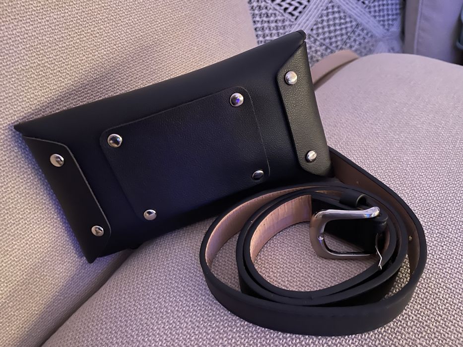 Elegancka nerka na pasku. Nowa.