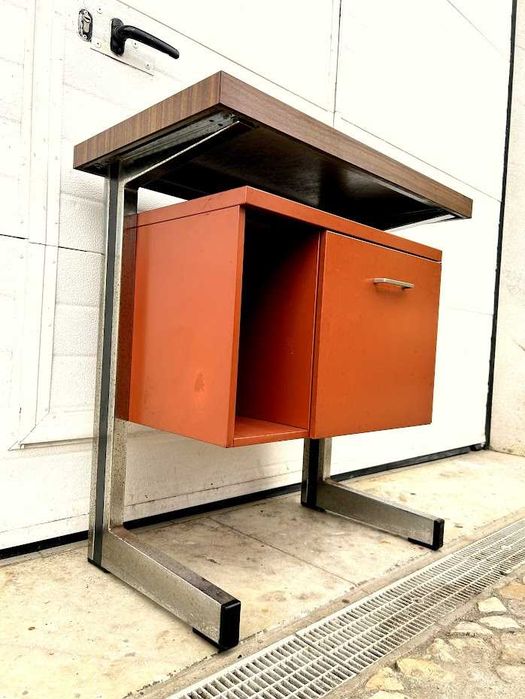 Mesa olaio vintage + 72comp x 42prof x 77alt.