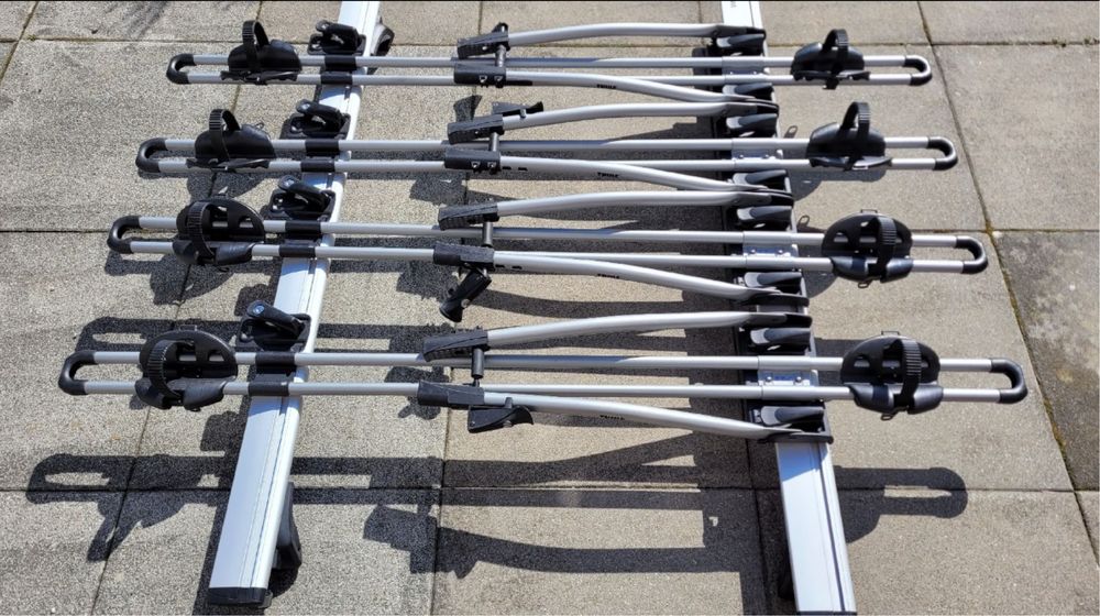 Thule kompletny bagażnik dachowy na 4 rowery