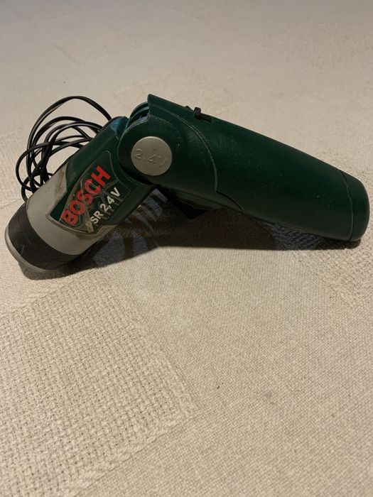 Aparafusadora Bosch Pequena 2.4V