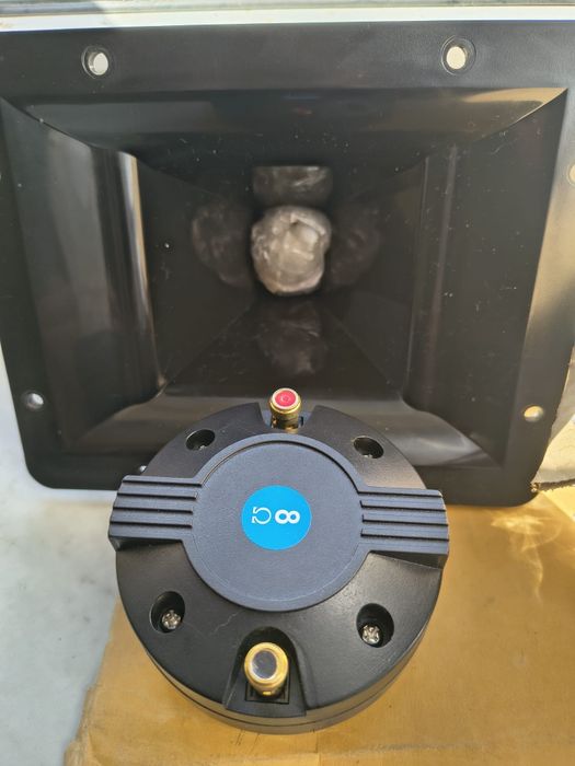 Drivery 1,4"/80W/8ohm z hornami .Nowe!
