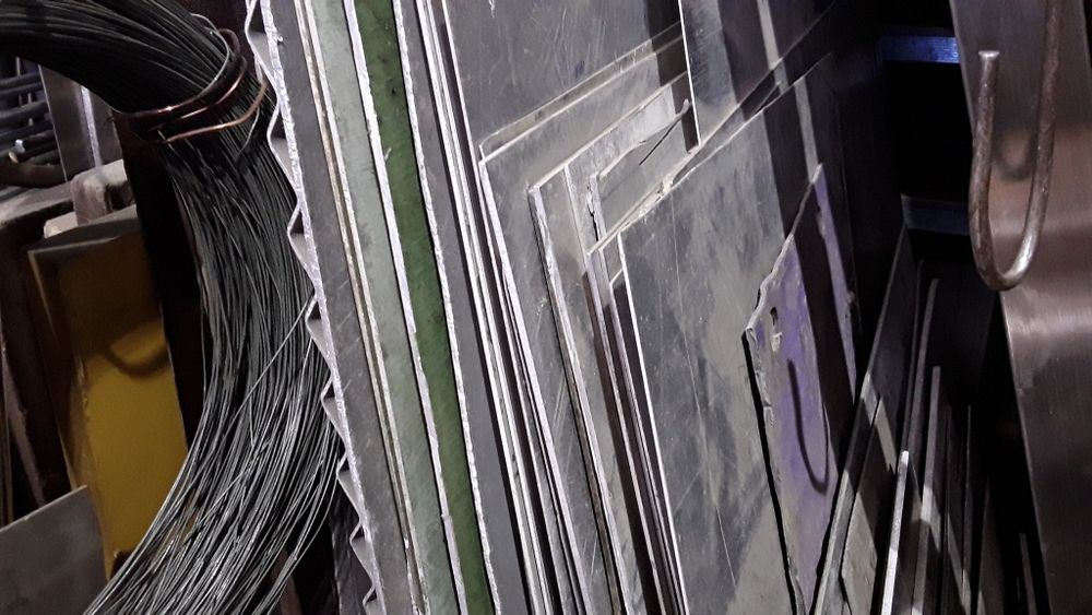 Продам латунь,бронзу,медь,дюраль,алюминий,нержавейку,титан,олово