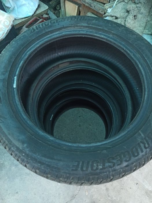 Зимова резина ( комплект) Бріджстоун. Розмір 205/55 R 17