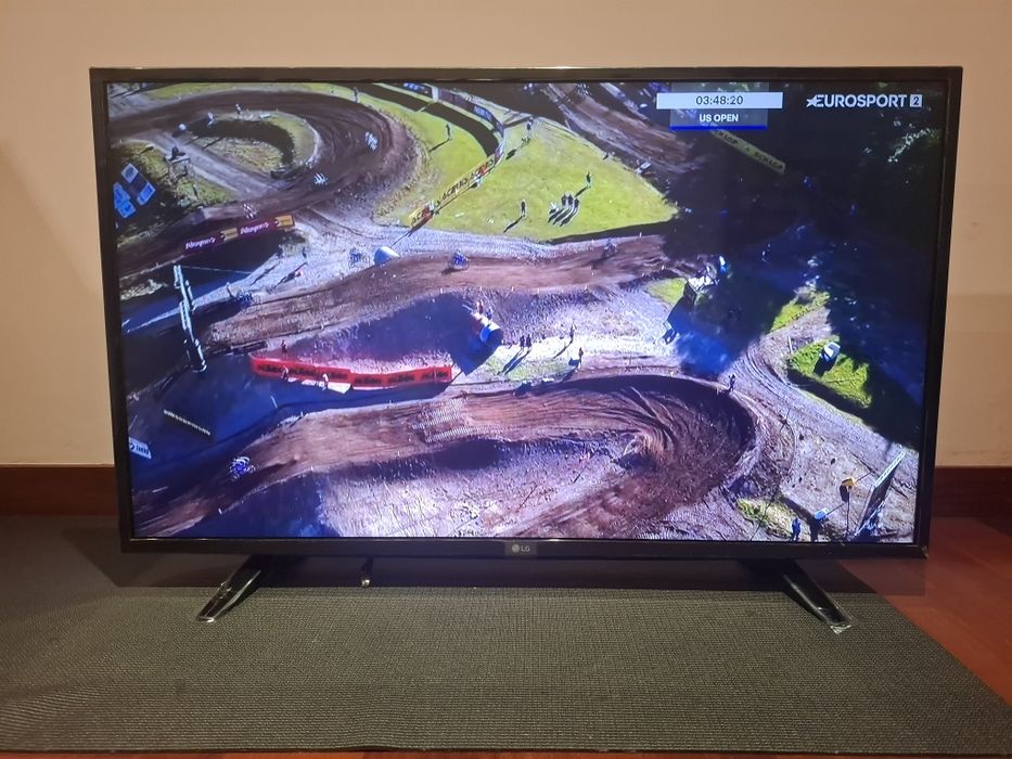 Vendo TV HD Led LG 43LH510V 108cm