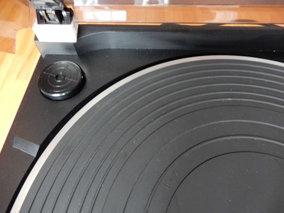 Gramofon JVC super stan.