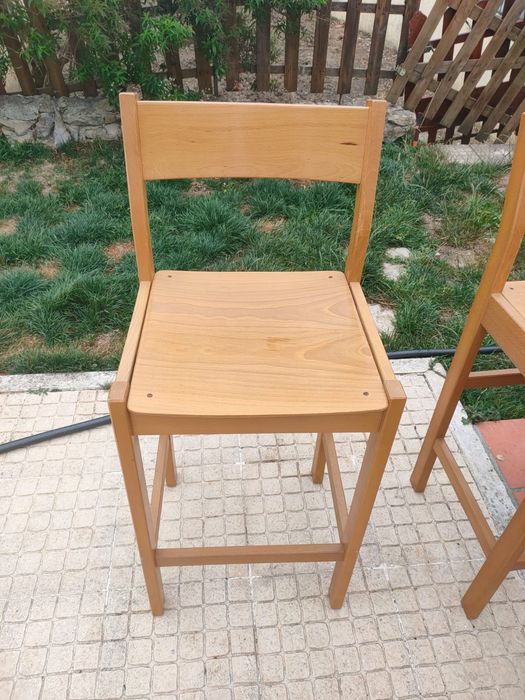 Vendo estirador de madeira Olaio com 2 cadeiras