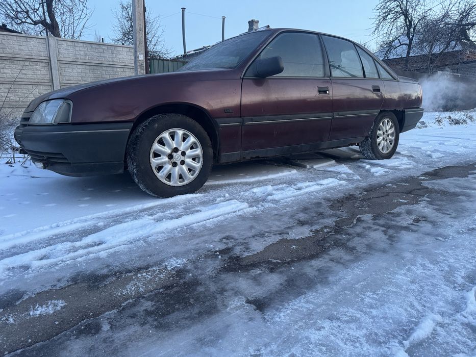 Продам машину Опель Омега А Ауди 80