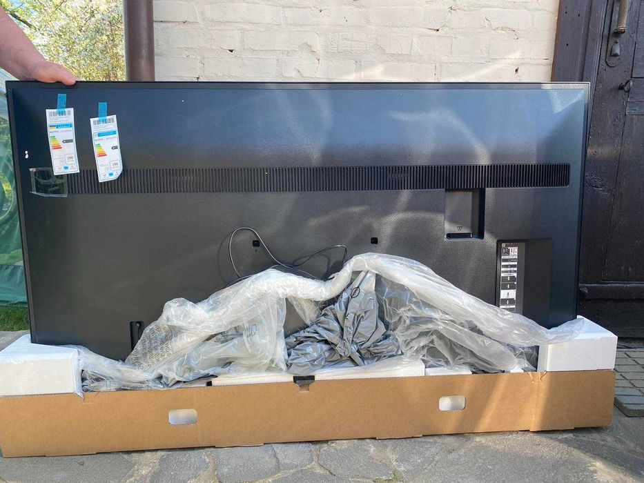 Телевізор  Sony KD-65XH8096, 65" 4K UHD, WiFi. в ідеальному стані