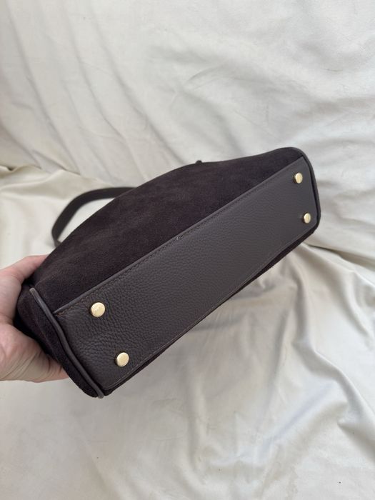 Чорна та шоколадна Сумка жіноча середня з натруальної замші