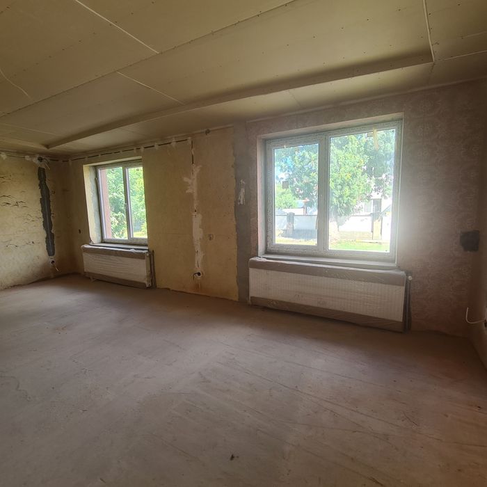 Продається будинок в центральній частині м.Берегове