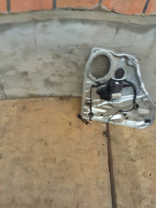 Склопідйомник на Volkswagen Passat b5 (Дві задні)