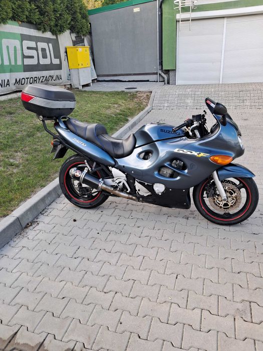 Suzuki GSX-F 750