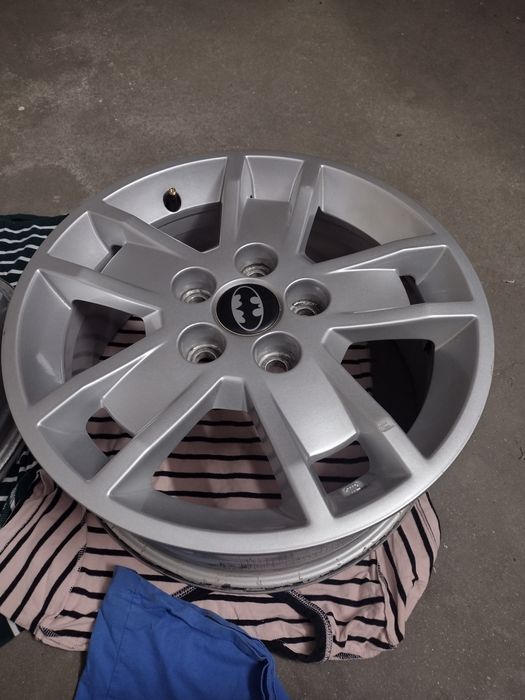 Felgi aluminiowe 16