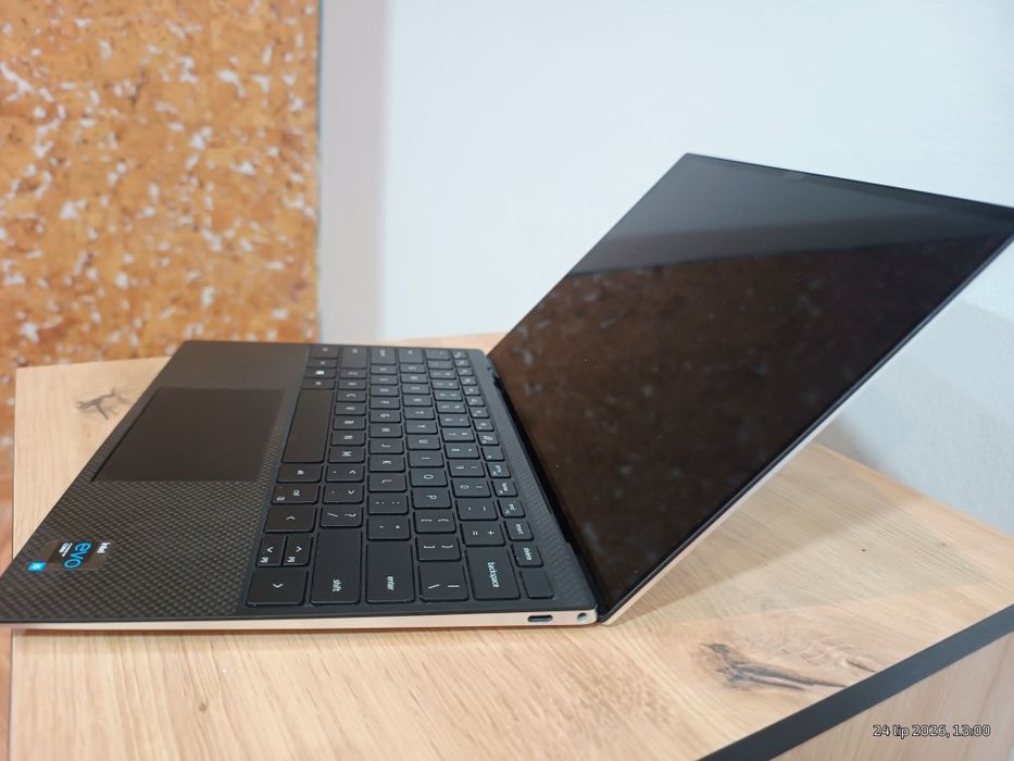 Dell XPS 9310 i5-1135G711GEN 16GBLPDDR4x 256GB 4K 3840 x 2400 Dotykowy