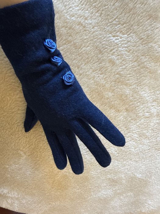 Luvas de senhora novas