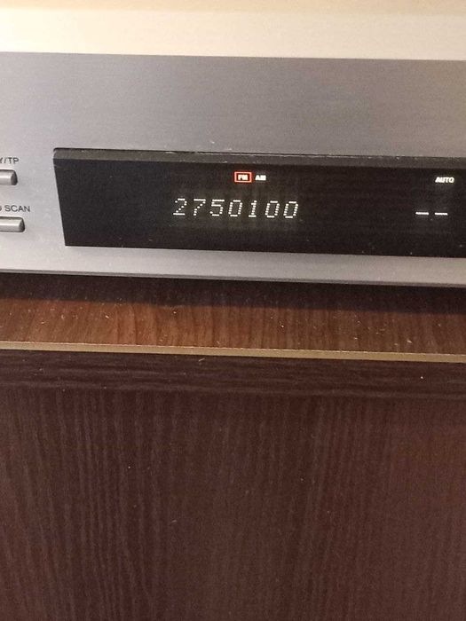 Тюнер ONKYO  T-4555