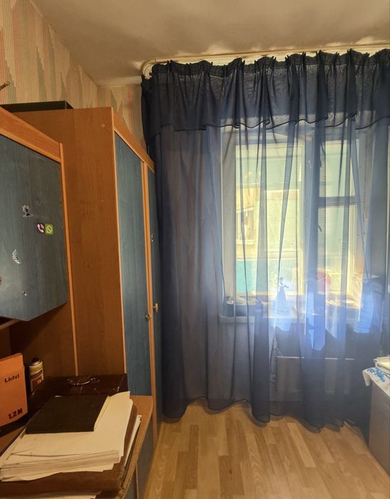 Левада  3к  панельний Будинок  65000$