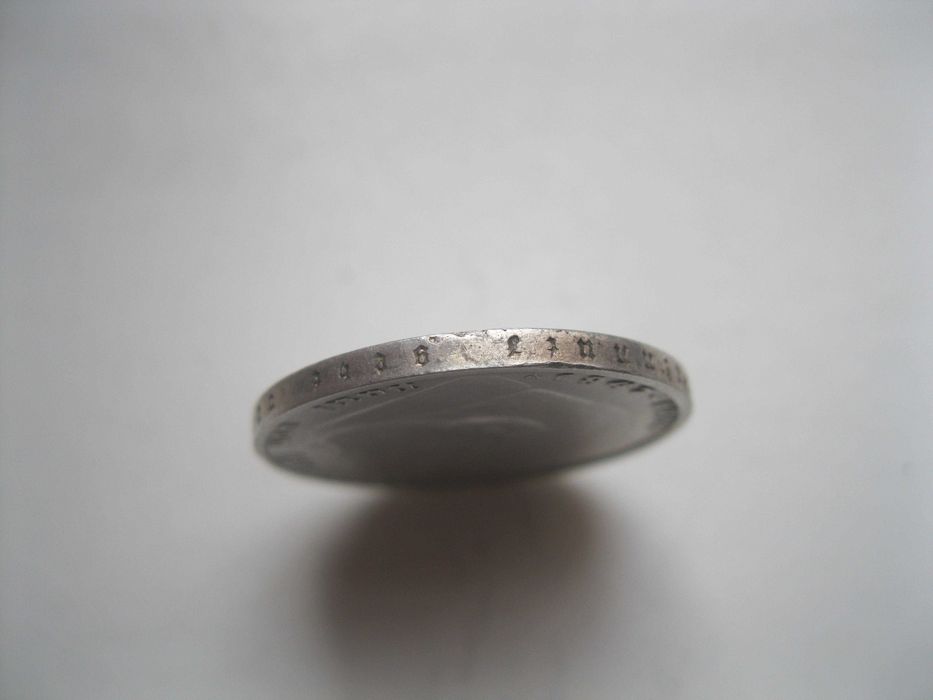 Продам  2 марки 1937 г. Третий рейх. Серебро