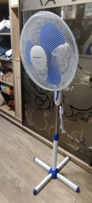 Вентилятор напольний