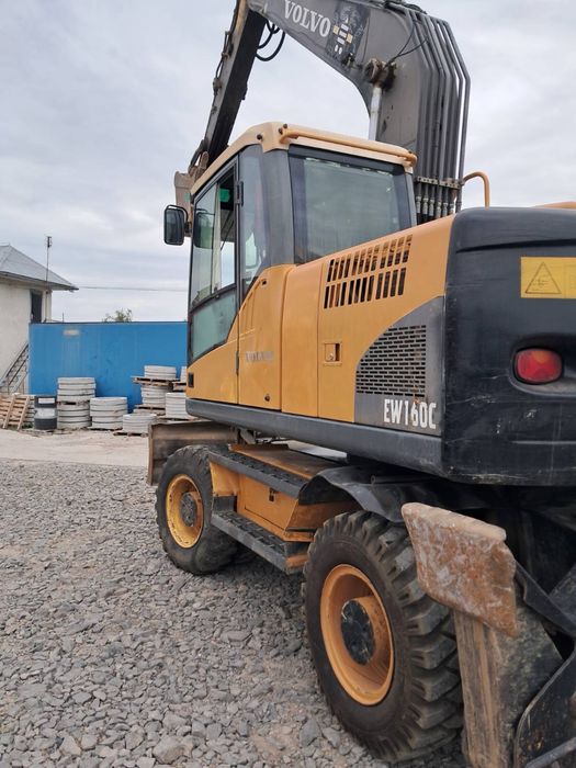 Volvo 160c 2008р кондиціонер